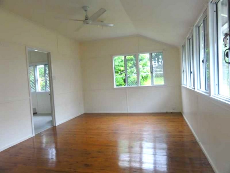 10 Yaralla Street, Chermside QLD 4032