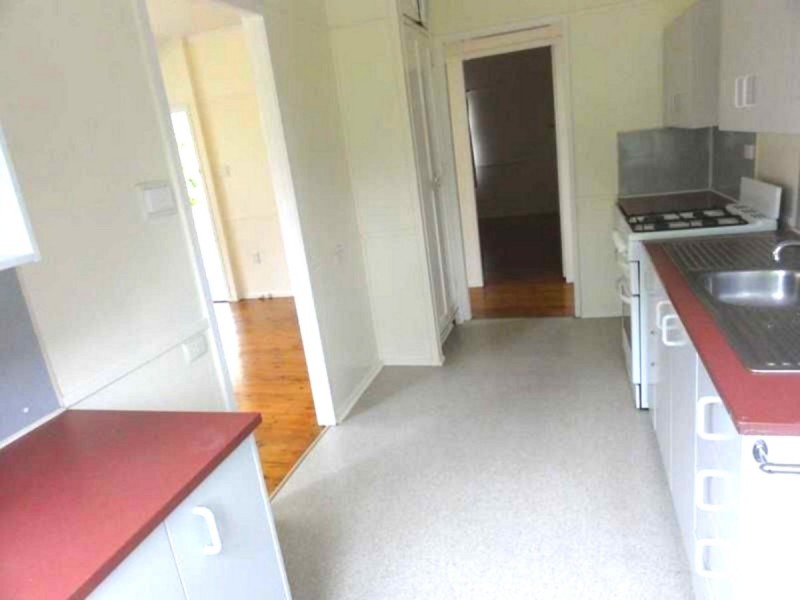 10 Yaralla Street, Chermside QLD 4032