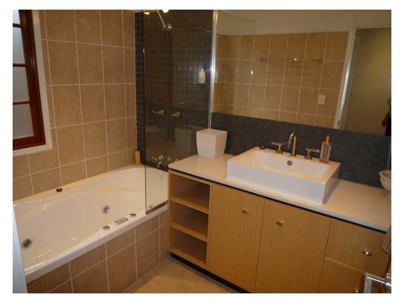 53 Taylors Road, Gaythorne QLD 4051