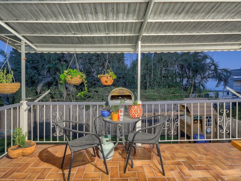 25 Crawford Avenue, Stafford QLD 4053
