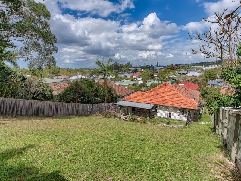 17 Harold Street, Stafford QLD 4053