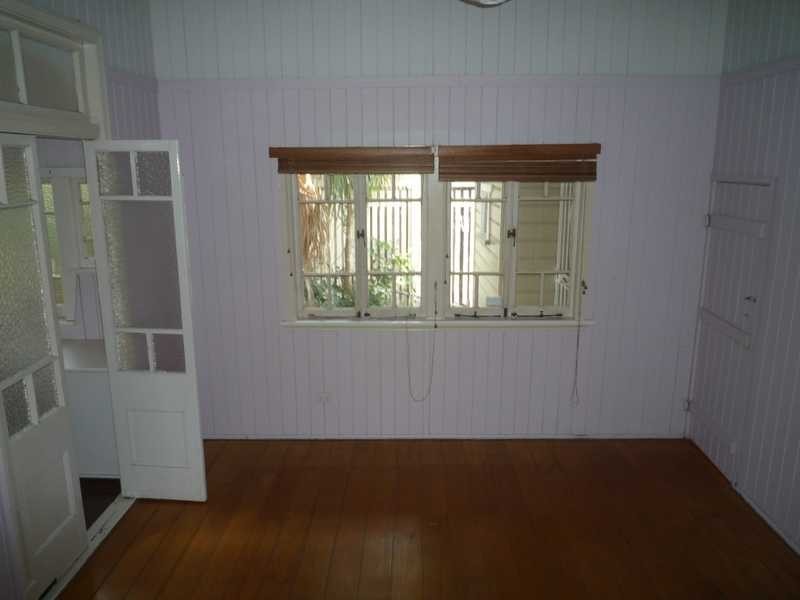 31 Yarradale Street, Newmarket QLD 4051