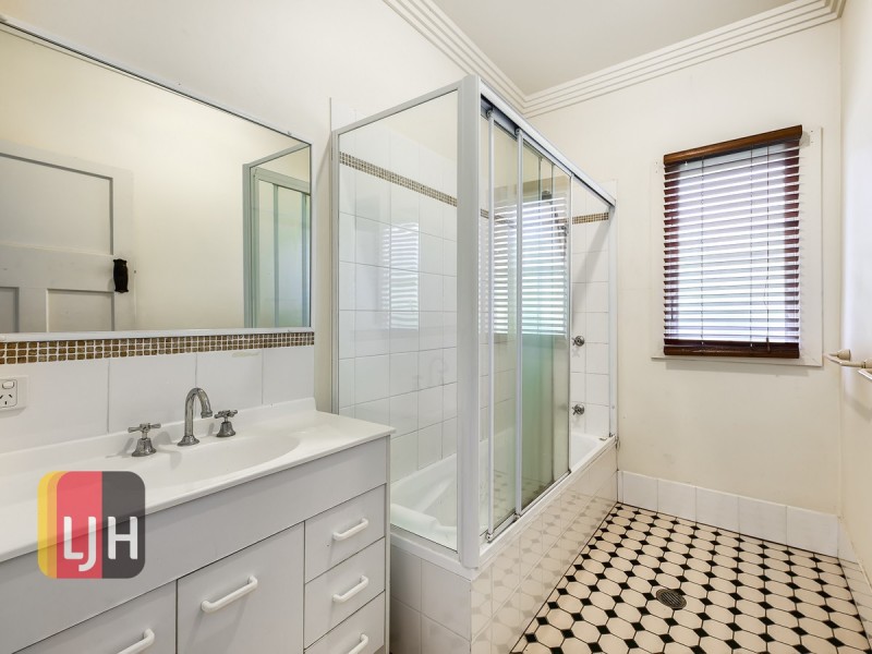 63 Pateena Street, Stafford QLD 4053