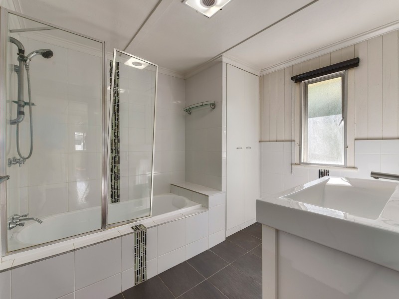 7 School Road, Stafford QLD 4053