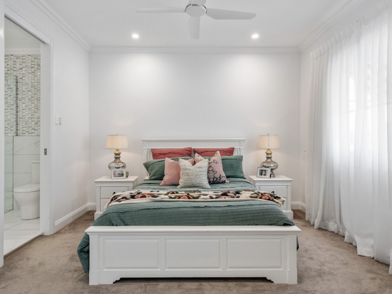 54 Eleventh Avenue, Kedron QLD 4031