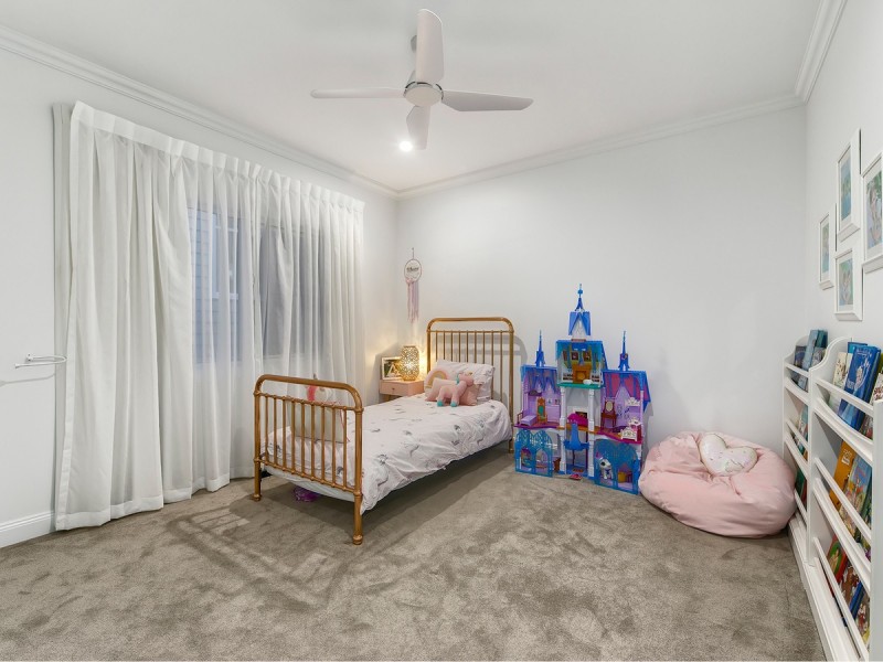 54 Eleventh Avenue, Kedron QLD 4031