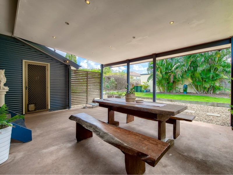 17 Matthews Street, Stafford QLD 4053