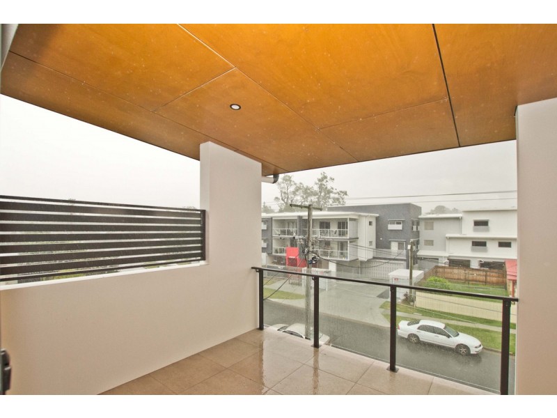 8/11 University Road, Mitchelton QLD 4053