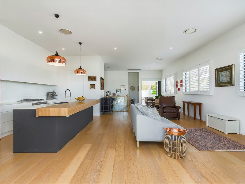 43 Donald Street, Camp Hill QLD 4152