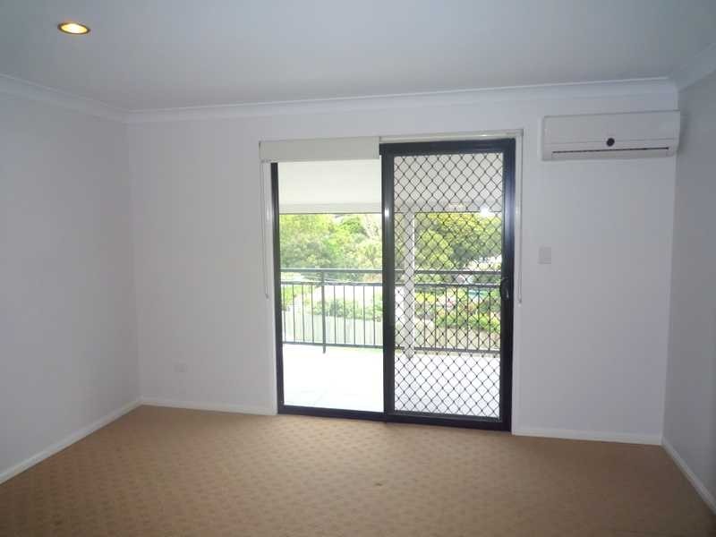 3/8 Alva Tce, Gordon Park QLD 4031