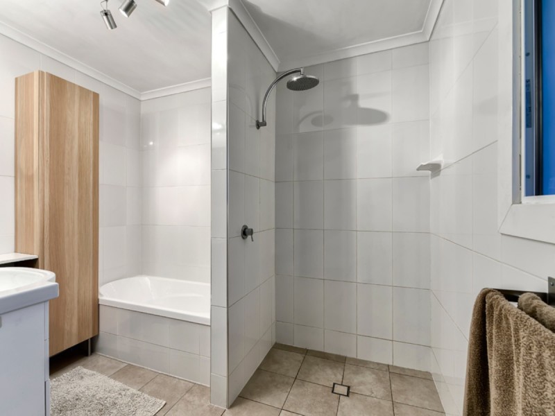 236 Appleby Road, Stafford Heights QLD 4053