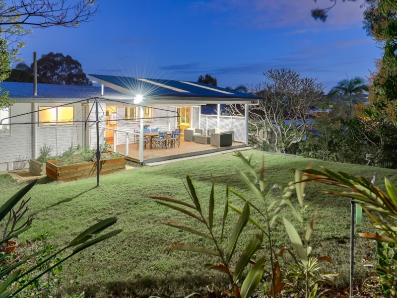 236 Appleby Road, Stafford Heights QLD 4053