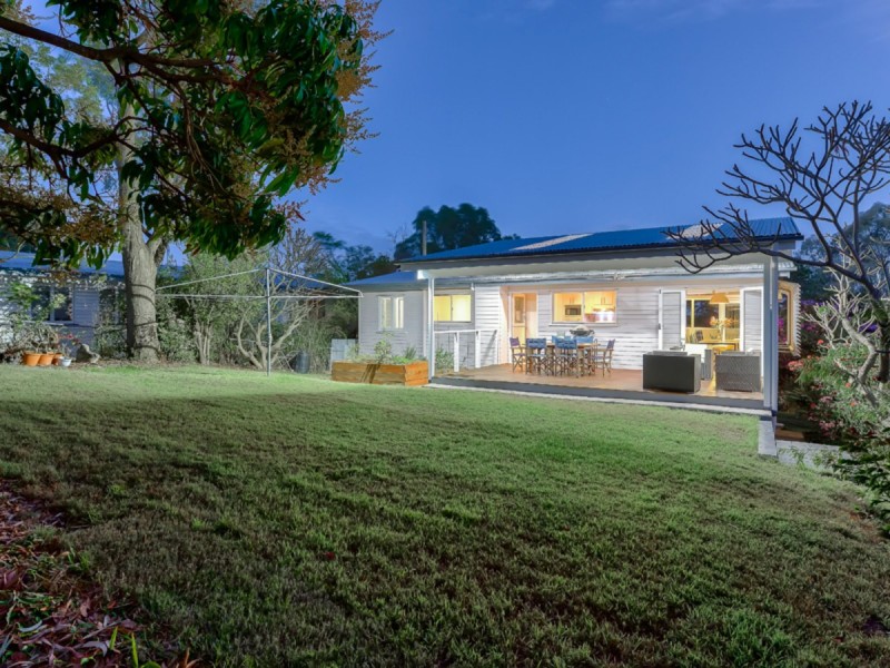 236 Appleby Road, Stafford Heights QLD 4053