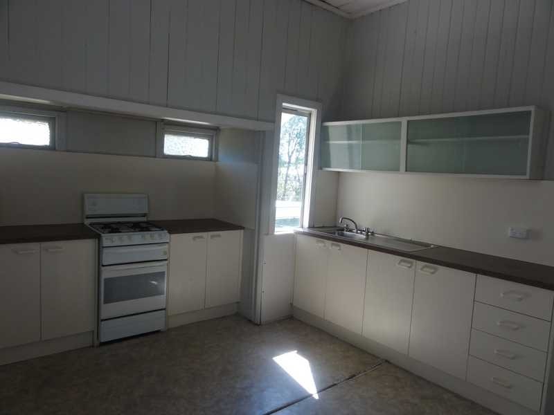 87 Brookfield Road, Kedron QLD 4031