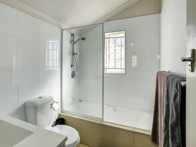 24 Broughton Road, Kedron QLD 4031