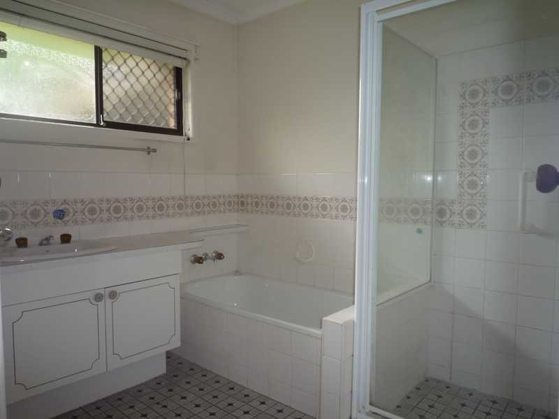 8 Cooyar Street, Aspley QLD 4034