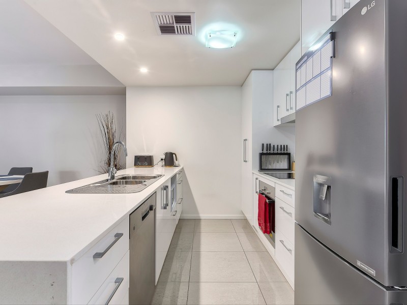 33 Lutana Street, Stafford QLD 4053