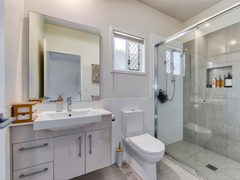 33 Lutana Street, Stafford QLD 4053