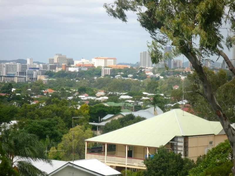 8 Watson Street, Newmarket QLD 4051