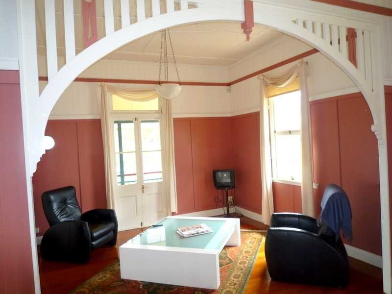 8 Watson Street, Newmarket QLD 4051