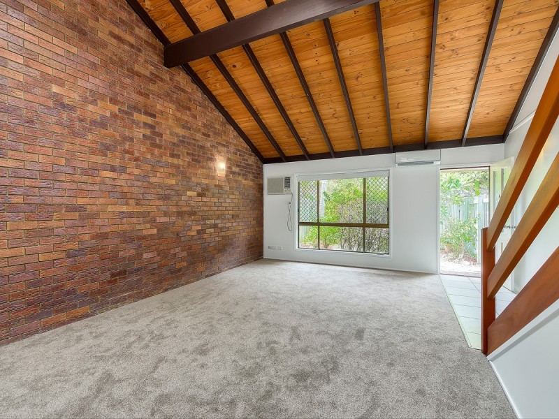 4/5 Quinnia Court, Ferny Hills QLD 4055