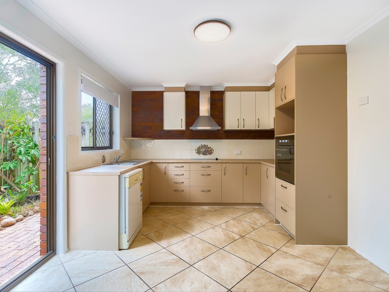 4/5 Quinnia Court, Ferny Hills QLD 4055