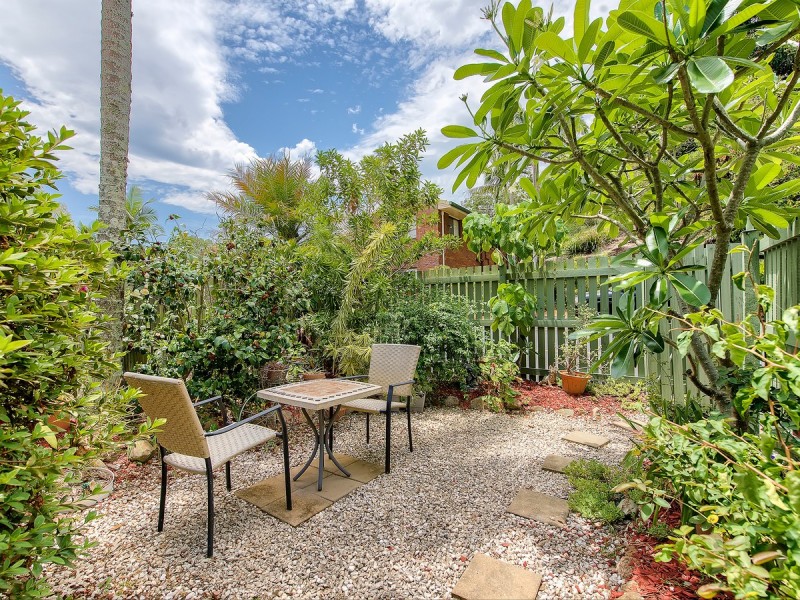 4/5 Quinnia Court, Ferny Hills QLD 4055