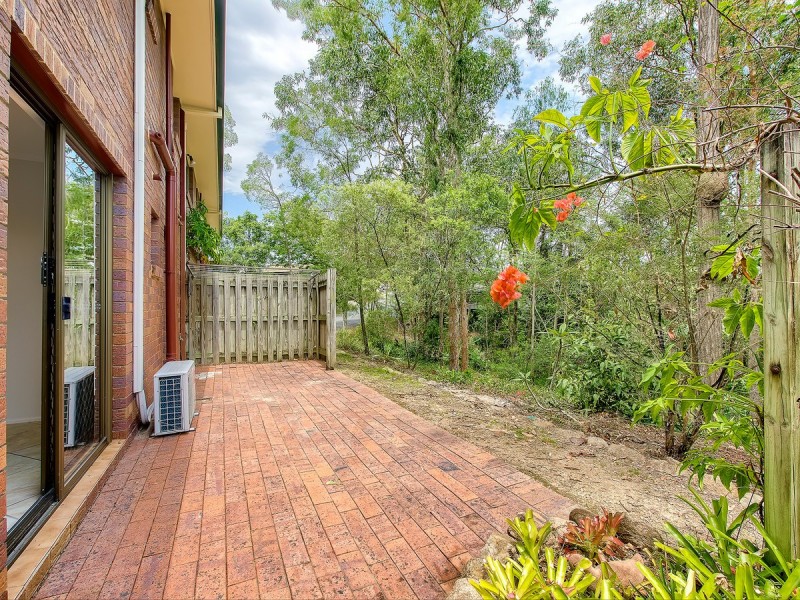 4/5 Quinnia Court, Ferny Hills QLD 4055
