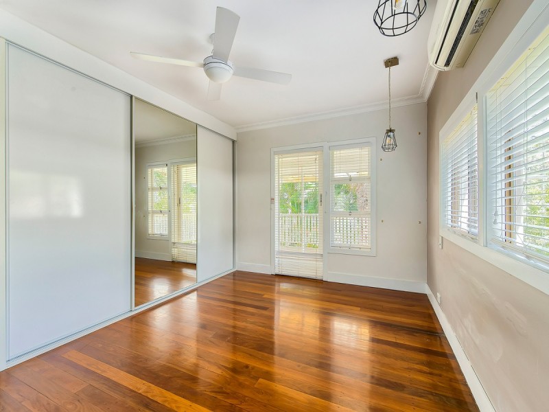 17 Koolewong Street, Stafford Heights QLD 4053