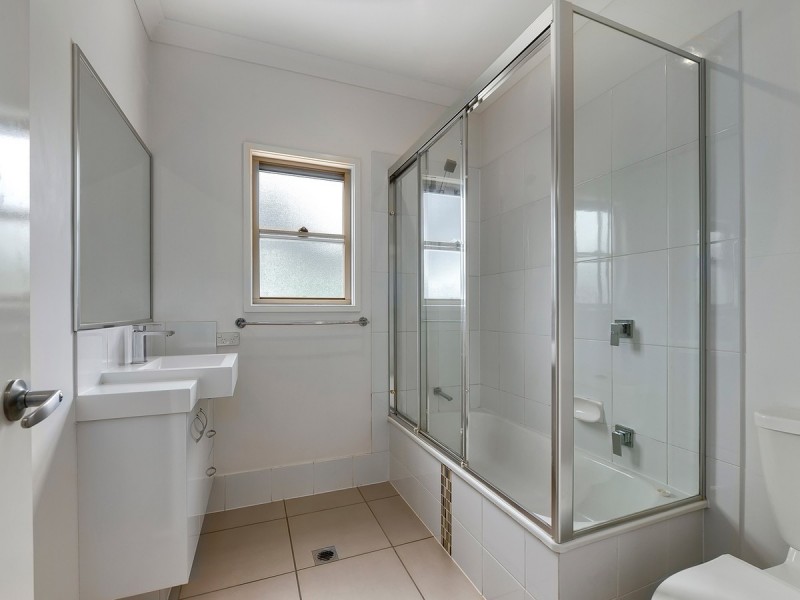 17 Emerald Street, Kedron QLD 4031