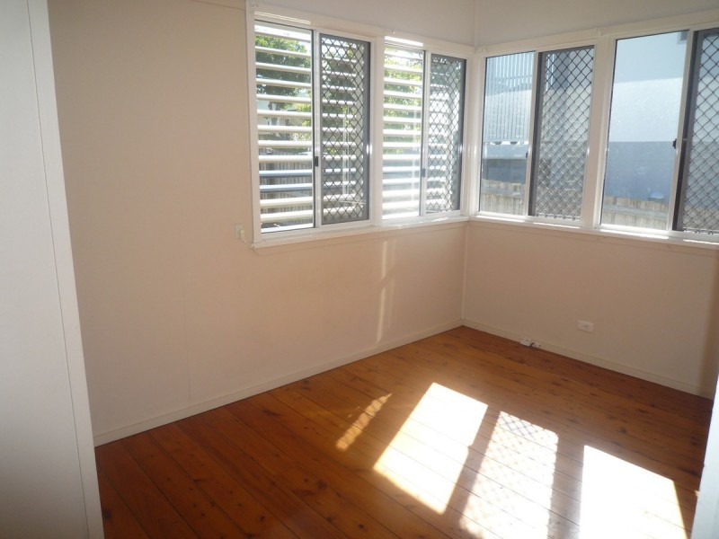 9 Binkar Street, Chermside QLD 4032