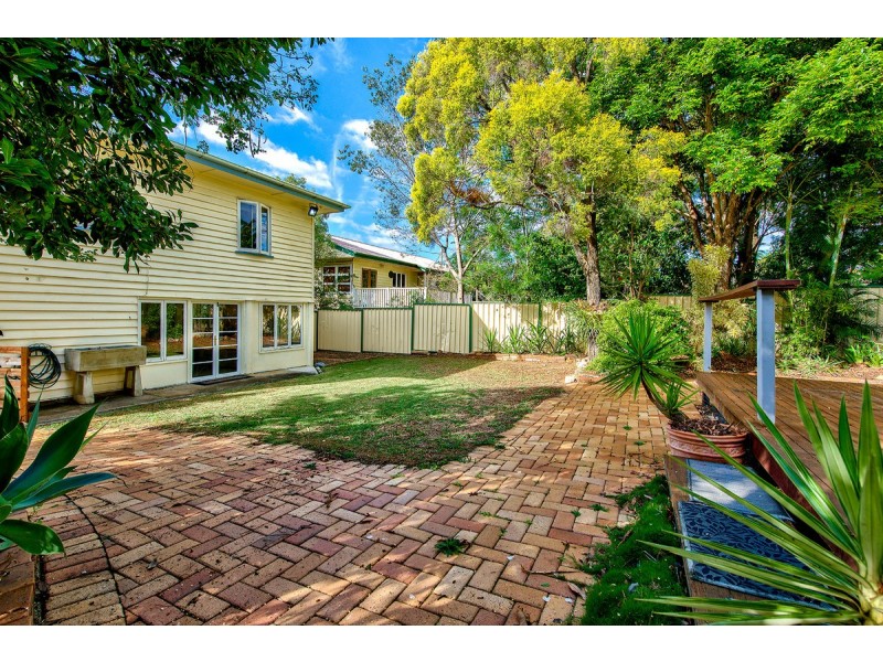 6 Myron Street, Chermside QLD 4032