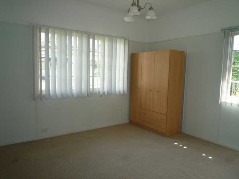 17 Midson Street, Stafford QLD 4053