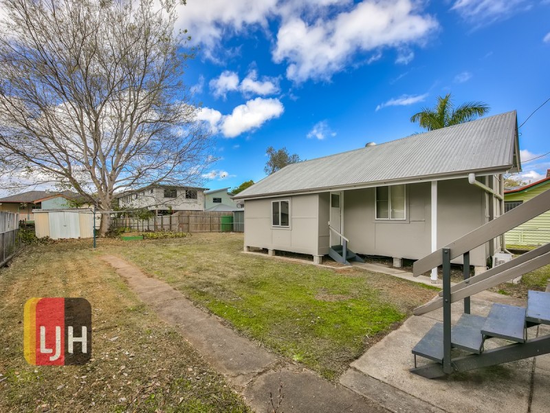 94 Gordon Parade, Everton Park QLD 4053