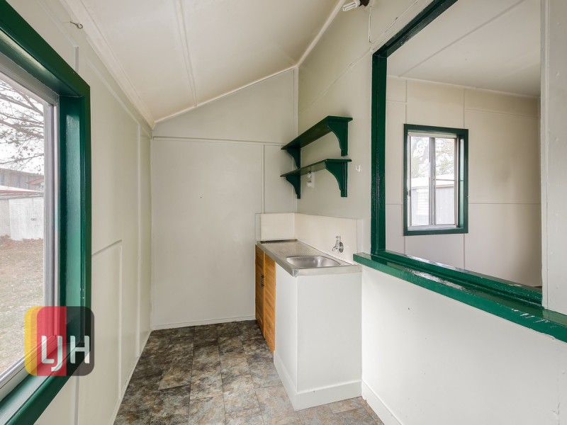 94 Gordon Parade, Everton Park QLD 4053