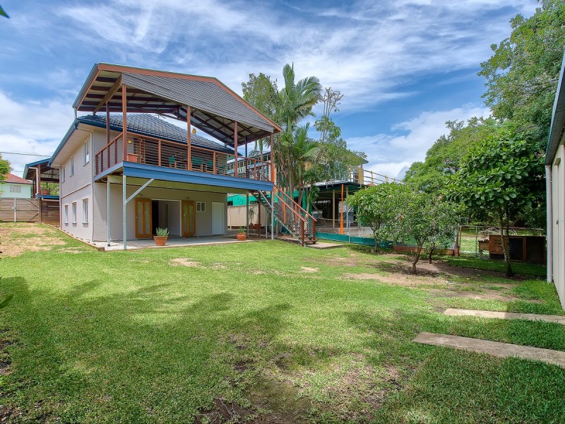 14 Hinkler Street, Kedron QLD 4031