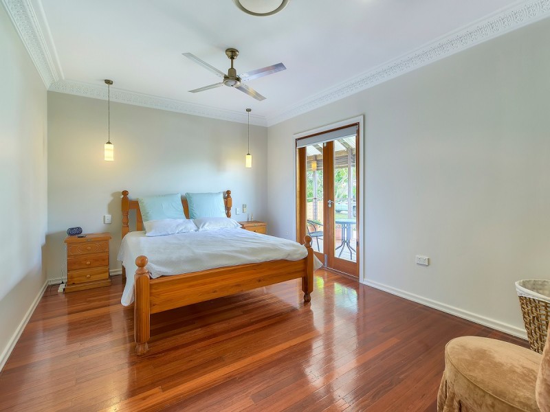 14 Hinkler Street, Kedron QLD 4031