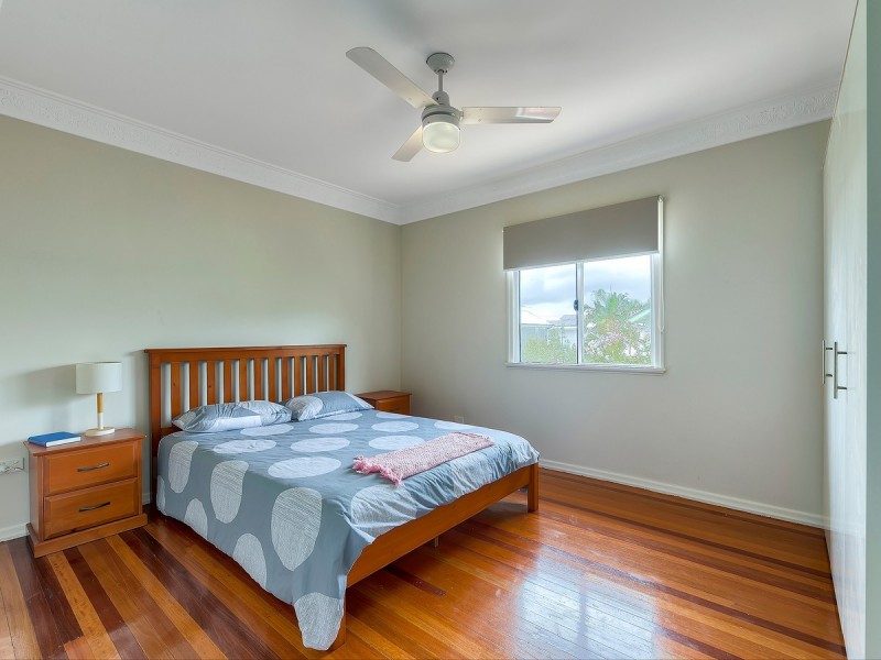 14 Hinkler Street, Kedron QLD 4031