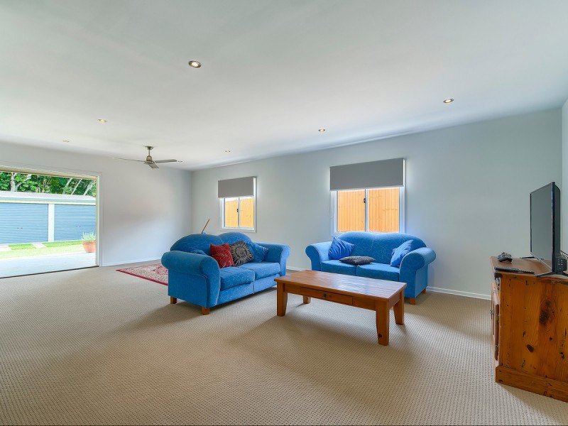 14 Hinkler Street, Kedron QLD 4031