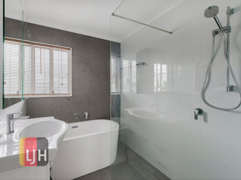 18 Reuben Street, Stafford QLD 4053