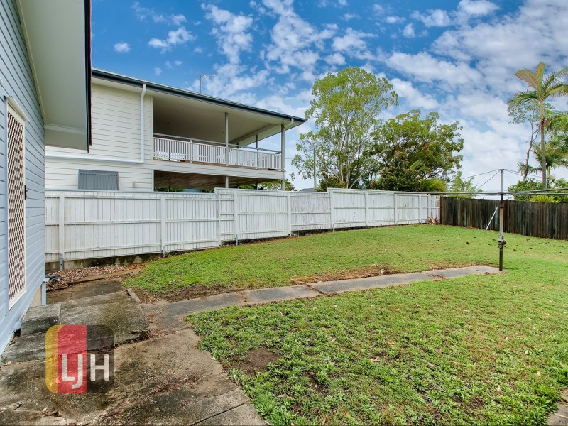 18 Reuben Street, Stafford QLD 4053