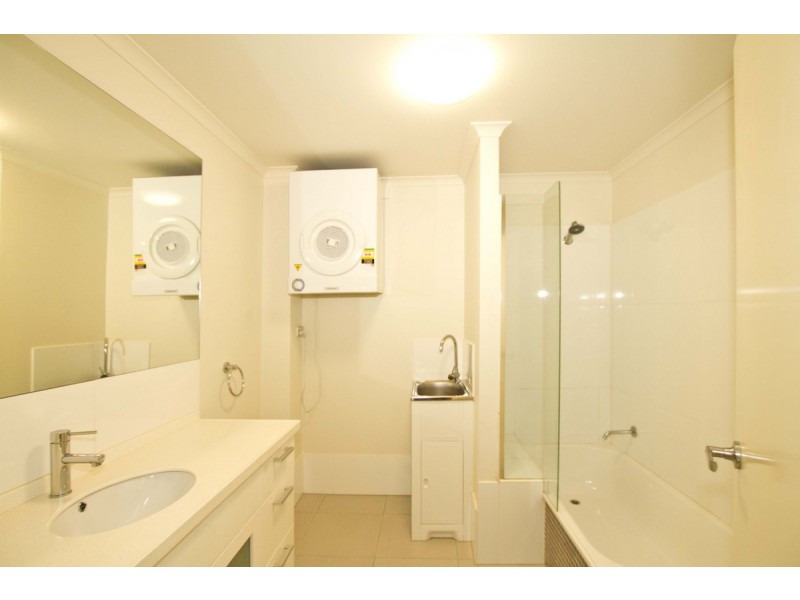 4/1 Kingsmill Street, Chermside QLD 4032