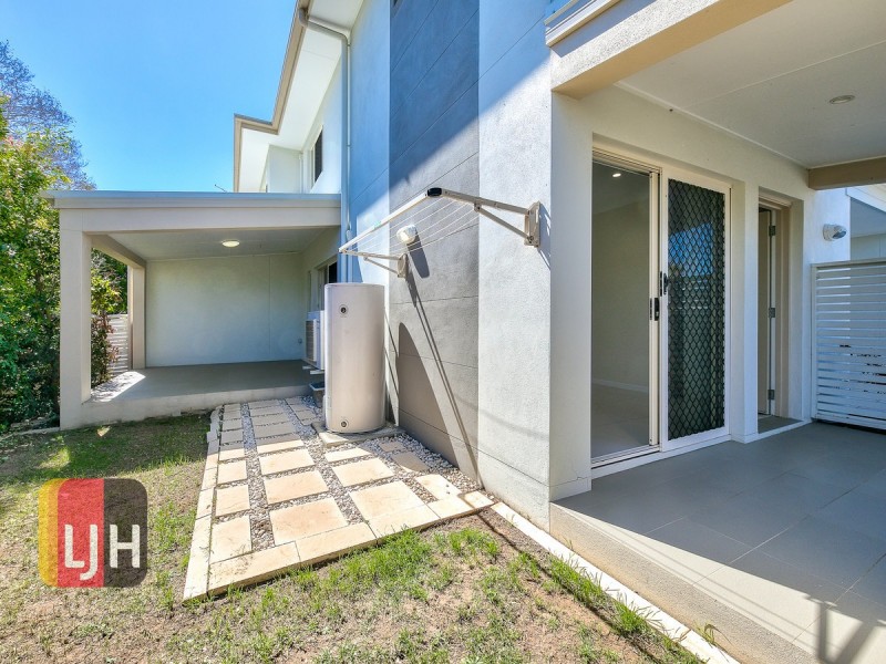2/22 Coxen Street, Zillmere QLD 4034