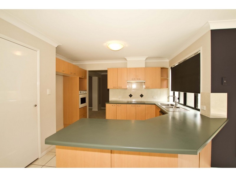 4 Capella Place, Bridgeman Downs QLD 4035