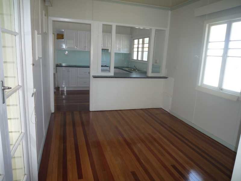 29 Burrowa Street, Stafford QLD 4053