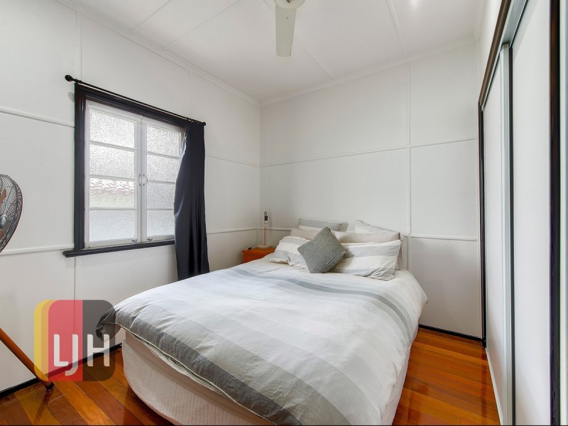 49 Burnaby Terrace, Gordon Park QLD 4031