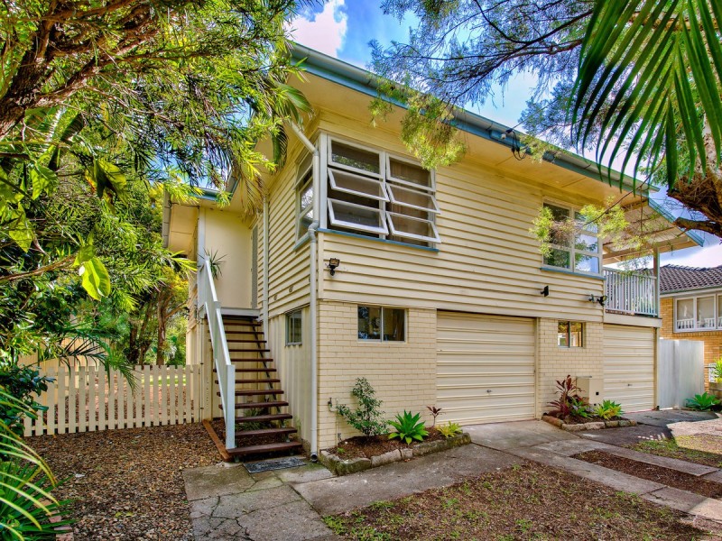 6 Myron Street, Chermside QLD 4032
