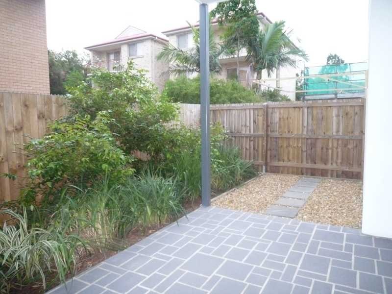 4/17 Gordon Parade, Everton Park QLD 4053