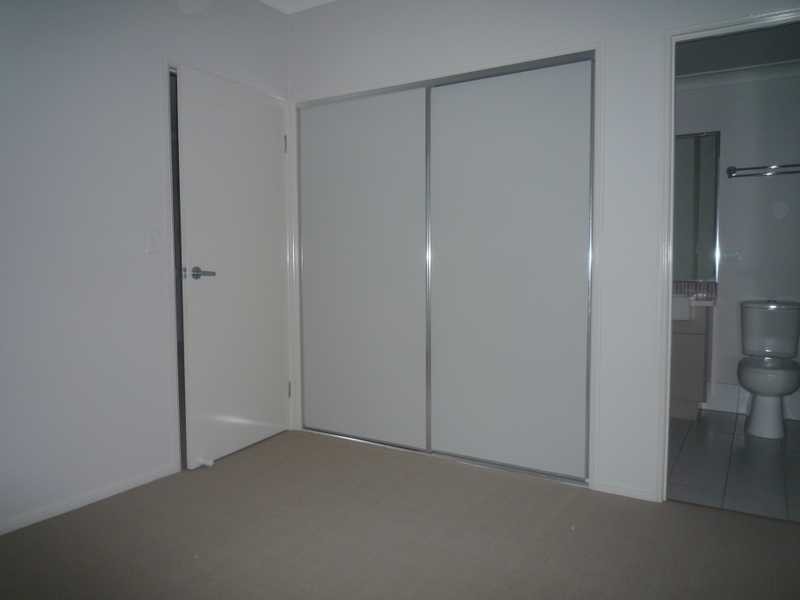 4/17 Gordon Parade, Everton Park QLD 4053