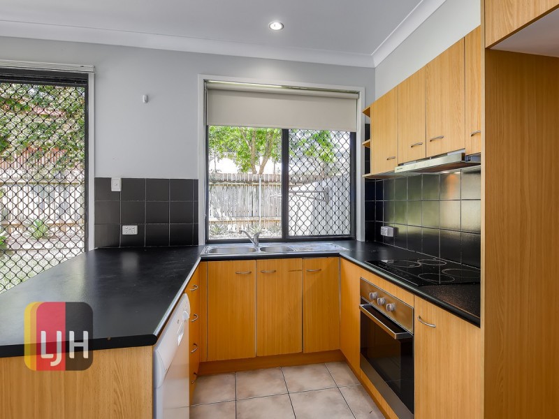 2/242 Pickering Street, Gaythorne QLD 4051